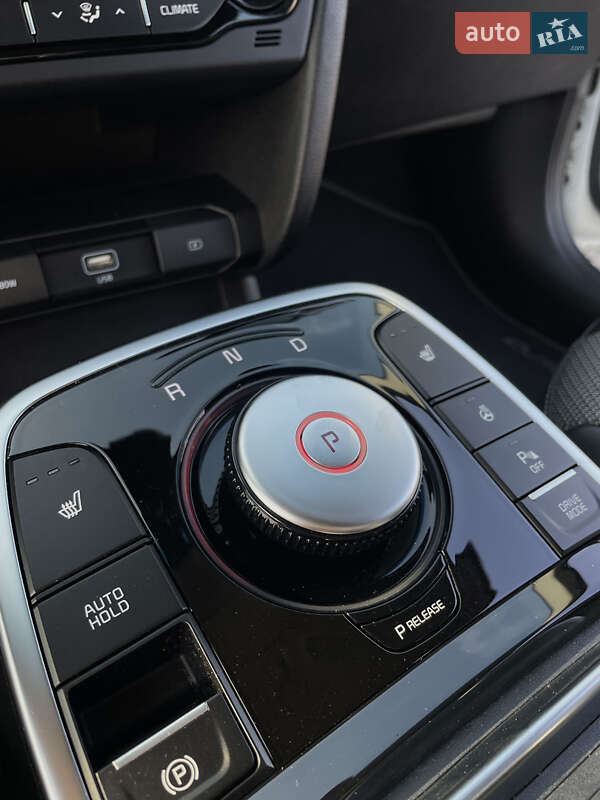 Внедорожник / Кроссовер Kia Niro 2021 в Львове