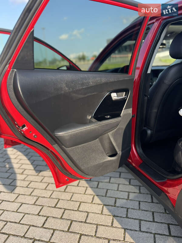 Внедорожник / Кроссовер Kia Niro 2021 в Львове