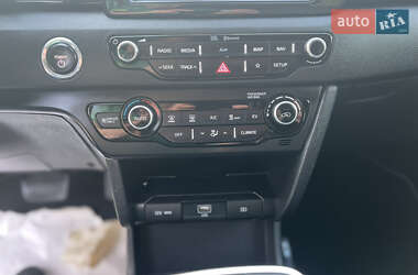 Внедорожник / Кроссовер Kia Niro 2020 в 