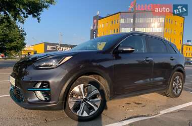 Позашляховик / Кросовер Kia Niro 2019 в 