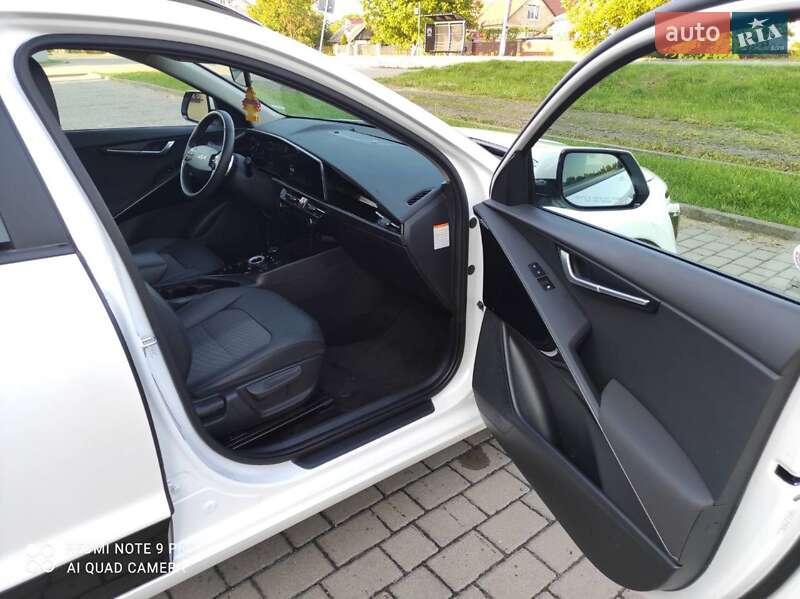 Позашляховик / Кросовер Kia Niro 2023 в Бродах