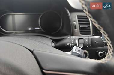 Позашляховик / Кросовер Kia Niro 2019 в Полтаві