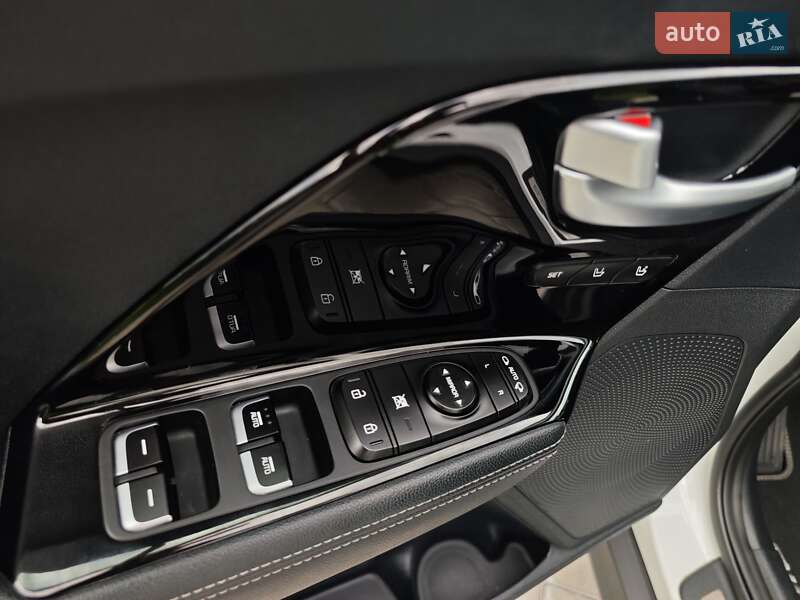 Позашляховик / Кросовер Kia Niro 2019 в Полтаві фото 42 Позашляховик / Кросовер Kia Niro 2019 в Полтаві