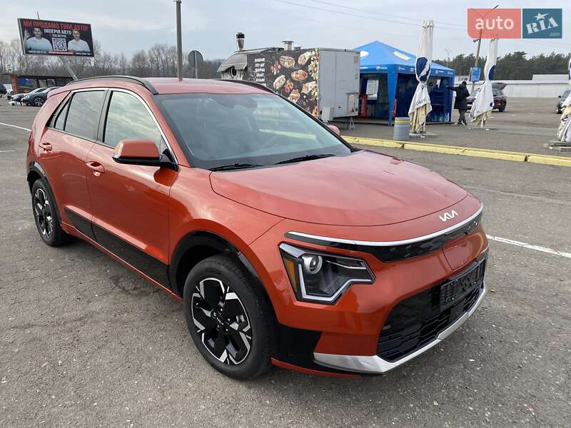 Внедорожник / Кроссовер Kia Niro 2023 в 
