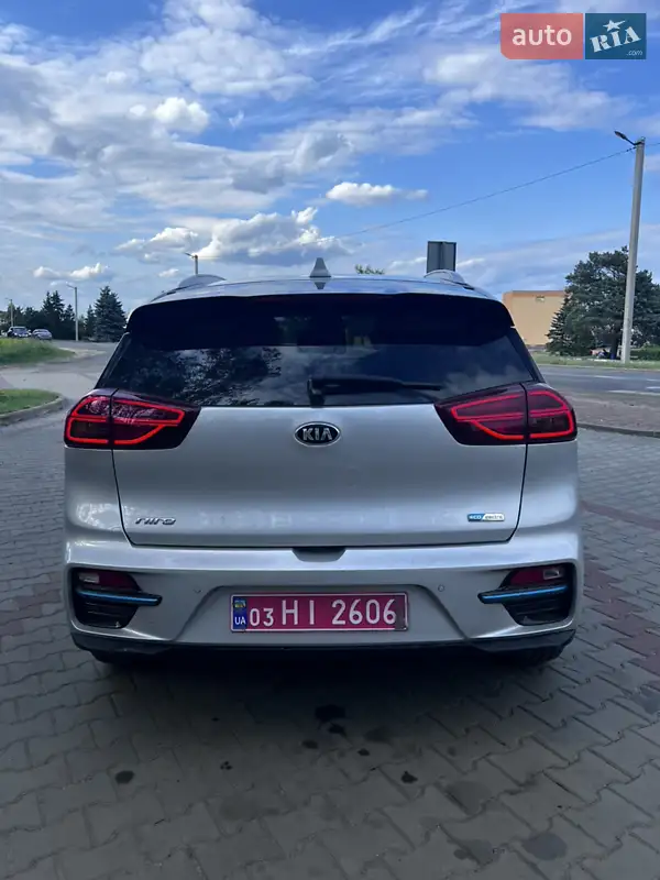 Kia Niro 2021 VIN KNACC81GFM5101820 фото оголошення 8 з 38