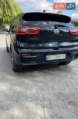 Внедорожник / Кроссовер Kia Niro 2019 в 