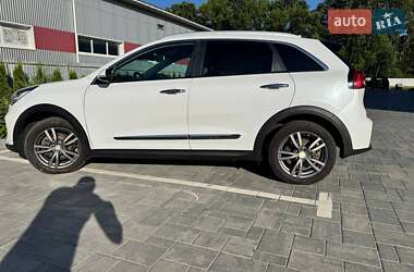 Позашляховик / Кросовер Kia Niro 2021 в 