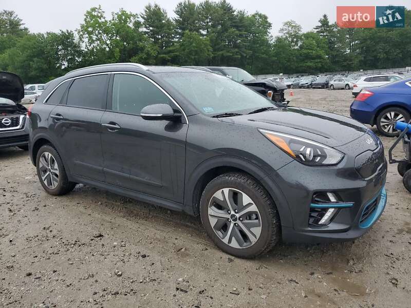 Внедорожник / Кроссовер Kia Niro 2022 в Полтаве