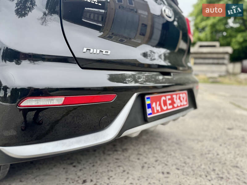 Внедорожник / Кроссовер Kia Niro 2018 в Киеве