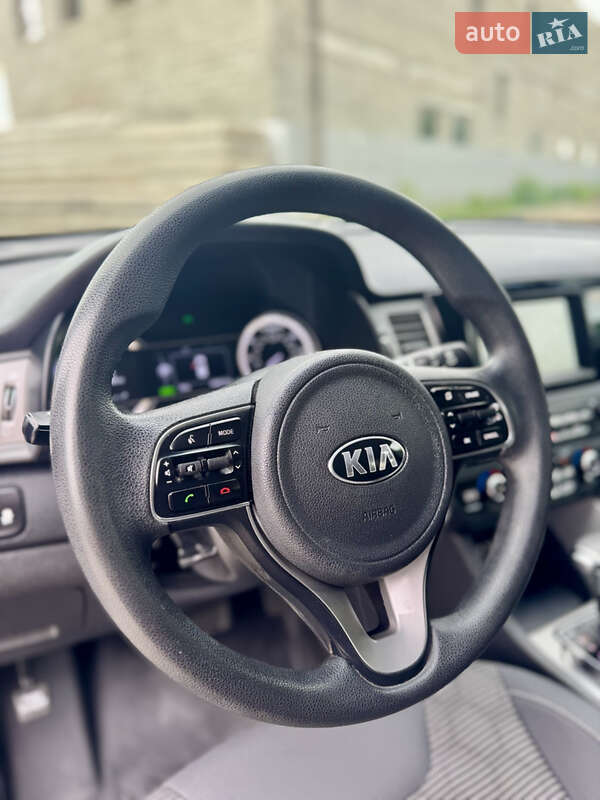 Внедорожник / Кроссовер Kia Niro 2018 в Киеве