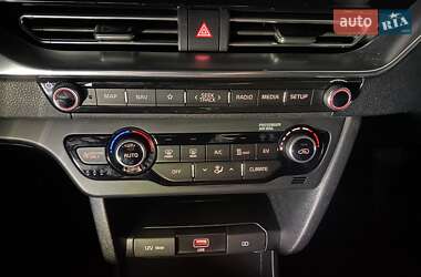 Внедорожник / Кроссовер Kia Niro 2020 в 