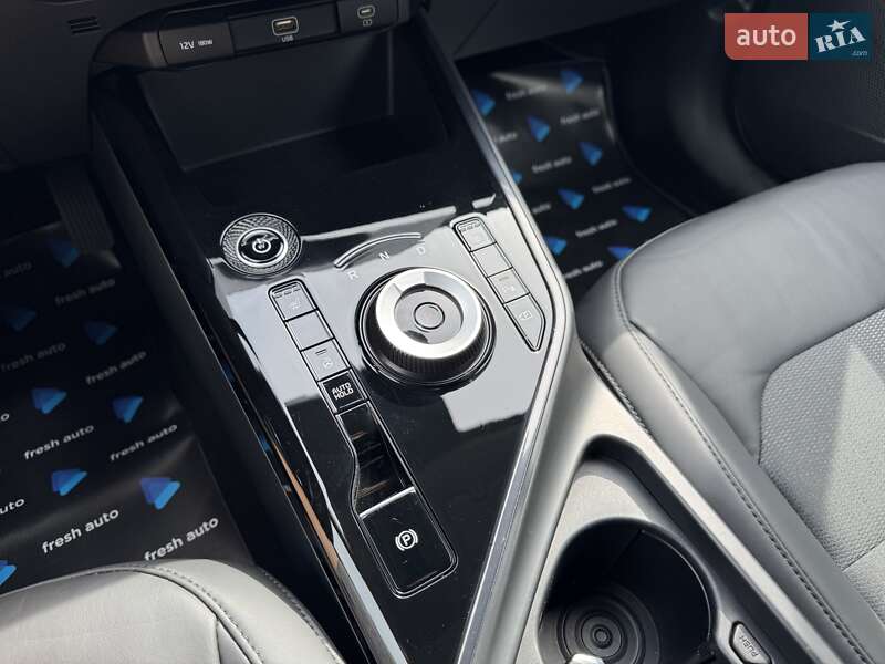 Внедорожник / Кроссовер Kia Niro 2022 в Ровно