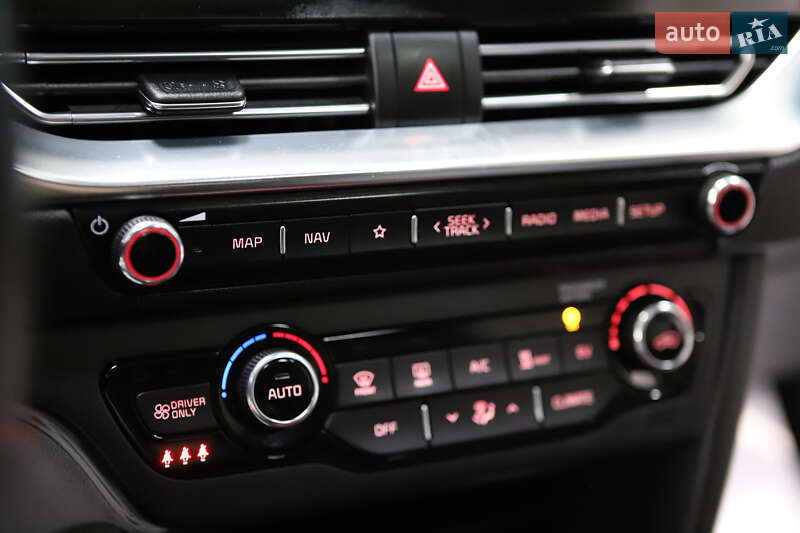 Позашляховик / Кросовер Kia Niro 2022 в Дрогобичі