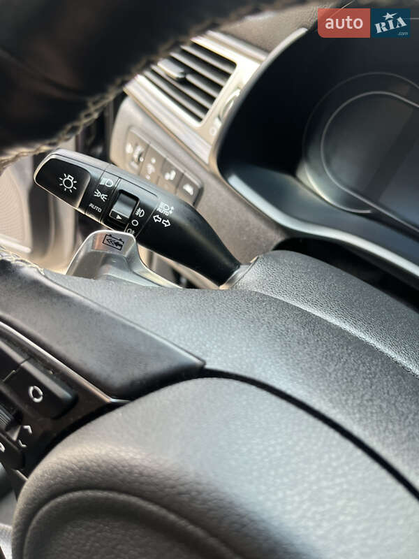 Внедорожник / Кроссовер Kia Niro 2019 в Тернополе
