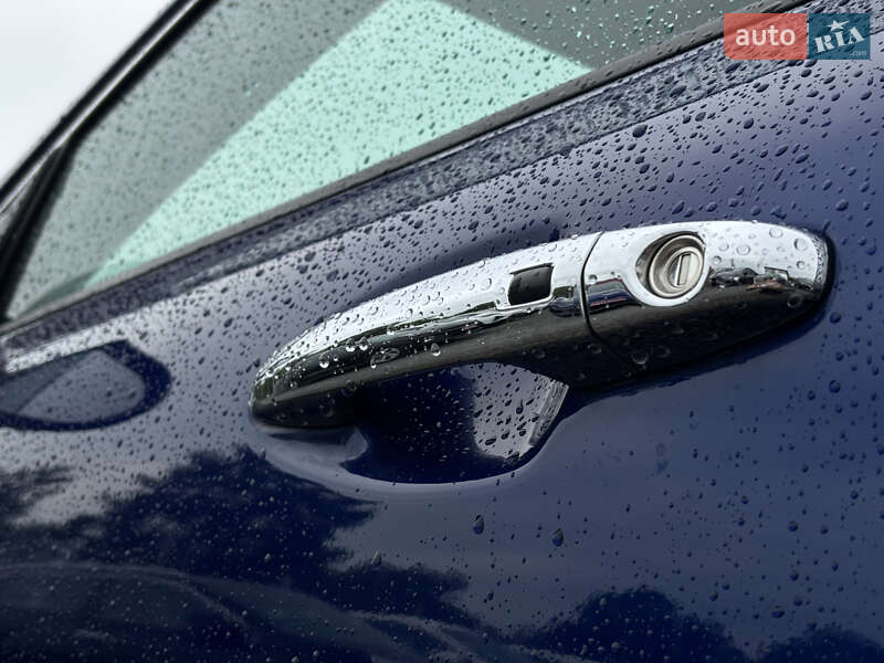 Внедорожник / Кроссовер Kia Niro 2020 в Львове