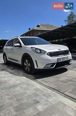 Внедорожник / Кроссовер Kia Niro 2017 в 