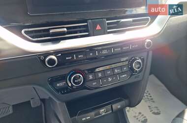 Внедорожник / Кроссовер Kia Niro 2021 в 