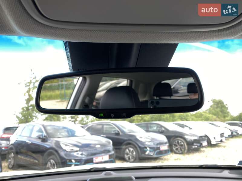 Внедорожник / Кроссовер Kia Niro 2021 в Львове