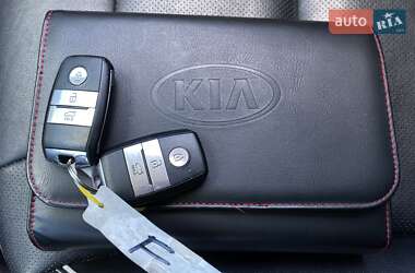Внедорожник / Кроссовер Kia Niro 2021 в 