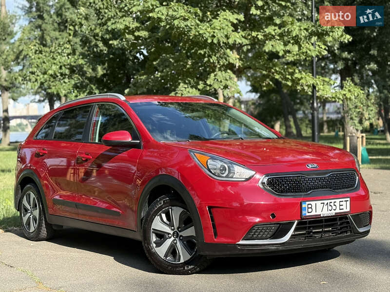 Внедорожник / Кроссовер Kia Niro 2017 в Киеве