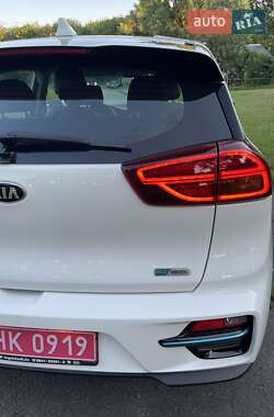 Внедорожник / Кроссовер Kia Niro 2021 в 