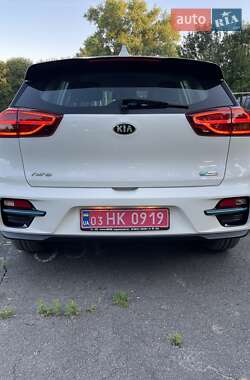 Внедорожник / Кроссовер Kia Niro 2021 в 