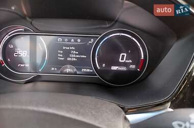 Позашляховик / Кросовер Kia Niro 2021 в Шполі