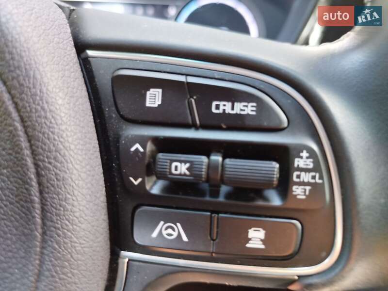 Позашляховик / Кросовер Kia Niro 2021 в Шполі