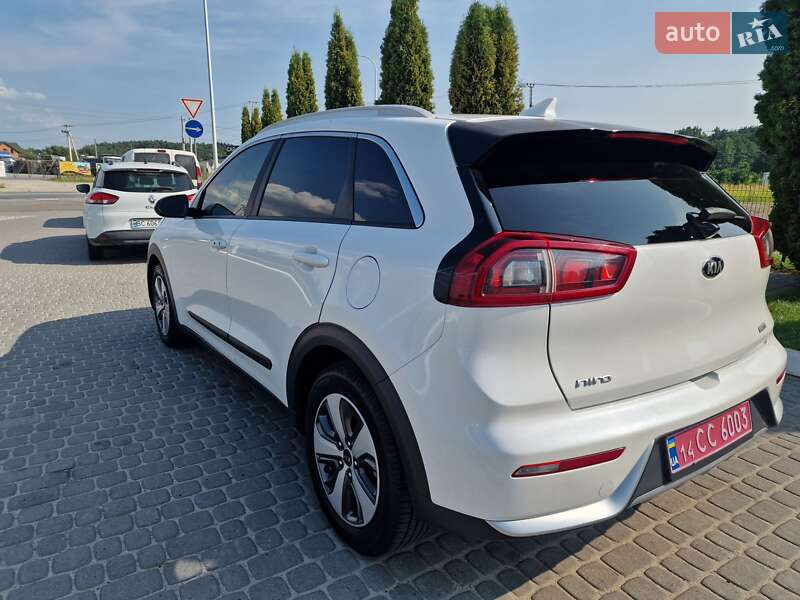 Позашляховик / Кросовер Kia Niro 2018 в Львові
