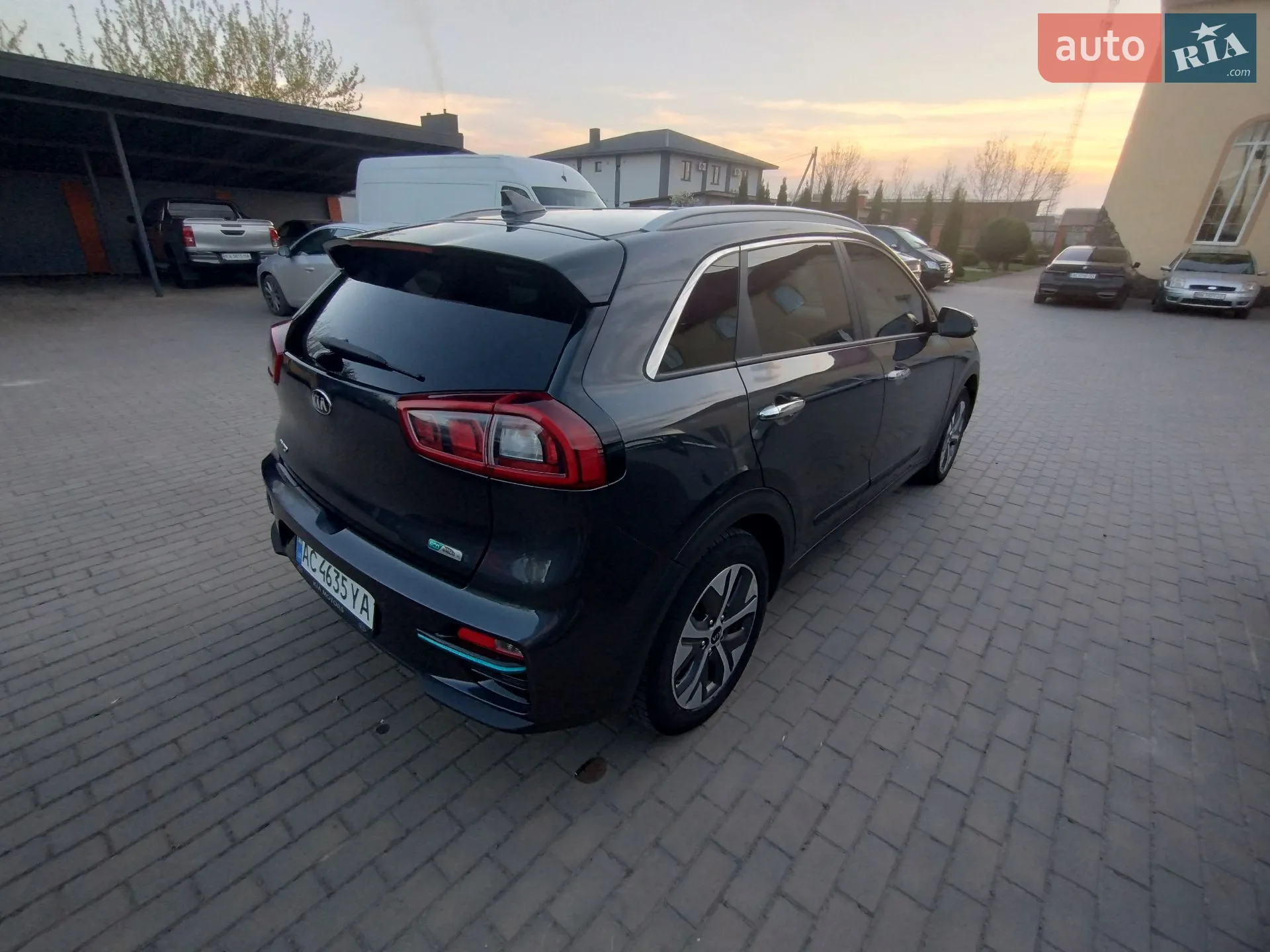 2019 Kia Niro - мініатюра 2