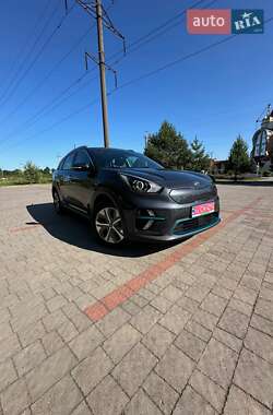 Внедорожник / Кроссовер Kia Niro 2020 в Львове