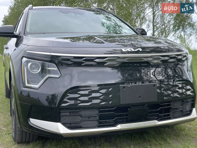 Позашляховик / Кросовер Kia Niro 2023 в Переяславі