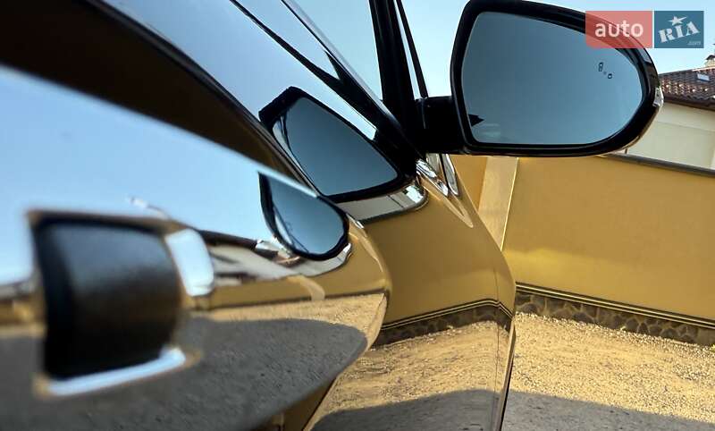 Позашляховик / Кросовер Kia Niro 2020 в Львові