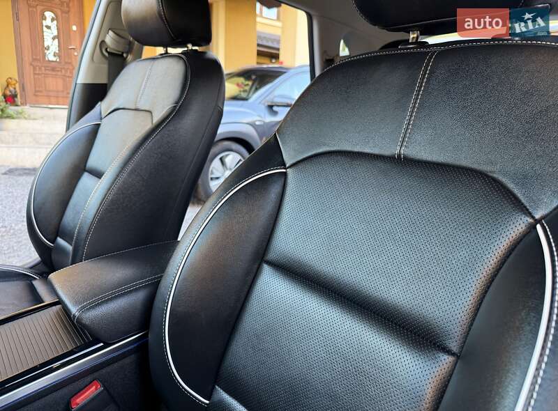 Позашляховик / Кросовер Kia Niro 2020 в Львові