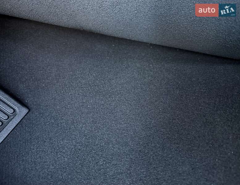 Позашляховик / Кросовер Kia Niro 2020 в Львові