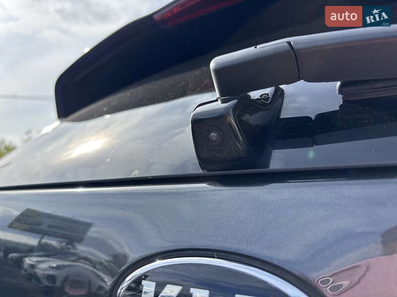 Внедорожник / Кроссовер Kia Niro 2021 в Львове