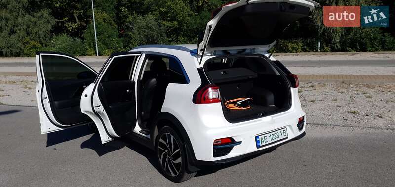 Внедорожник / Кроссовер Kia Niro 2019 в Днепре