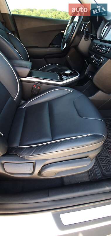 Внедорожник / Кроссовер Kia Niro 2019 в Днепре