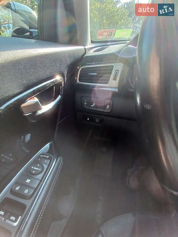 Внедорожник / Кроссовер Kia Niro 2017 в Ивано-Франковске