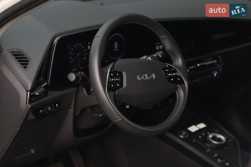 Позашляховик / Кросовер Kia Niro 2023 в Києві
