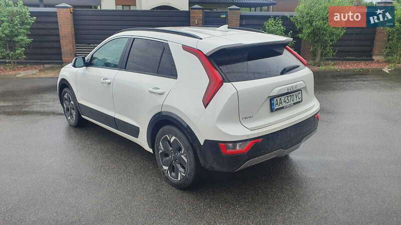 Позашляховик / Кросовер Kia Niro 2023 в Києві