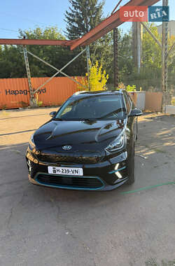 Внедорожник / Кроссовер Kia Niro 2019 в 