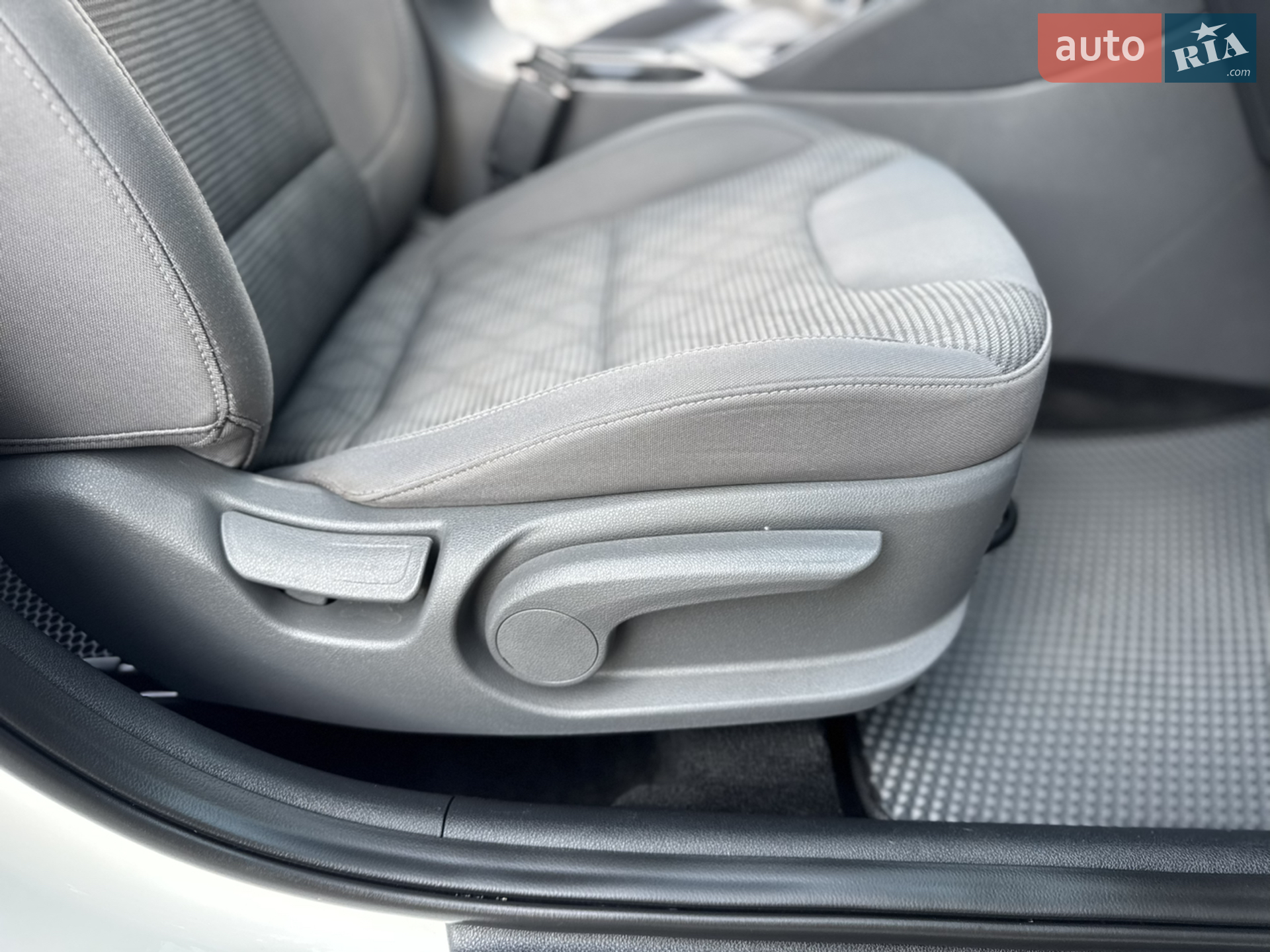 2017 Kia Niro - мініатюра 62