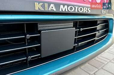 Внедорожник / Кроссовер Kia Niro 2020 в 