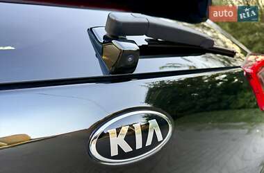 Внедорожник / Кроссовер Kia Niro 2020 в 