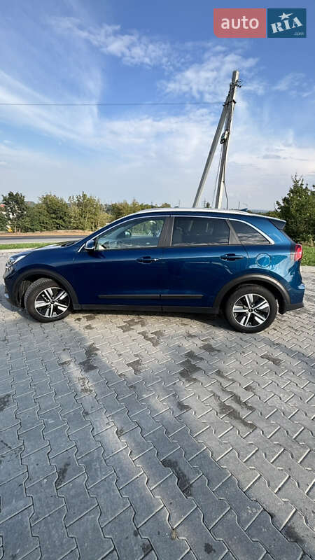 Позашляховик / Кросовер Kia Niro 2021 в Львові
