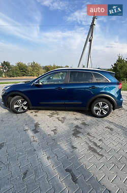 Внедорожник / Кроссовер Kia Niro 2021 в 