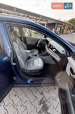Внедорожник / Кроссовер Kia Niro 2021 в 