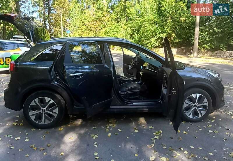 Позашляховик / Кросовер Kia Niro 2020 в Тернополі