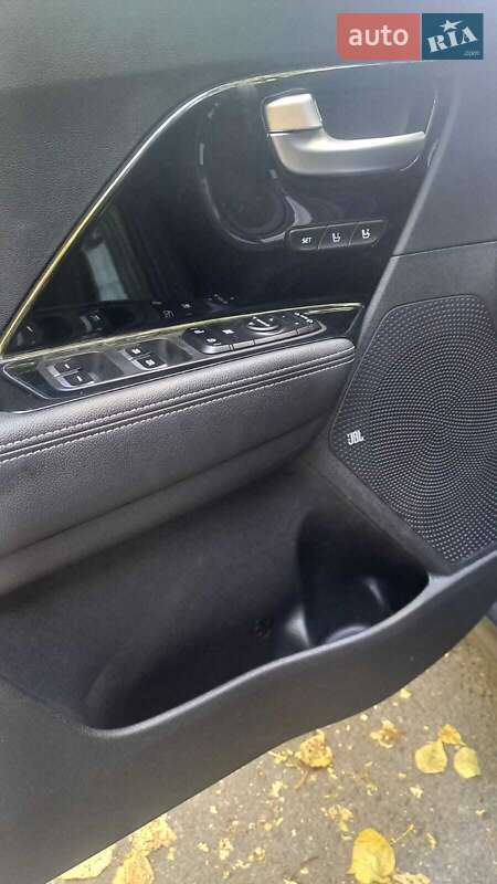 Позашляховик / Кросовер Kia Niro 2020 в Тернополі